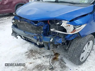 2020 Honda Fit LX z VIN 3HGGK5H43LM716911, wystawiony jako IAAI lot #41410480 z przebiegiem 71 983 mil mil oraz . Historia ofert i sprzedaży dostępna na DreamBid. Obrazek 6.