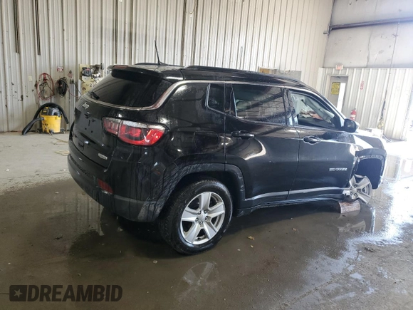 2022 Jeep Compass Latitude with VIN 3C4NJDBBXNT181028, listed as a Copart auction lot 53794695 with 16,712 mi miles and Salvage title. Bid and sale history available at DreamBid. Image 3.