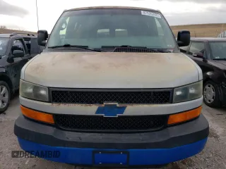 2007 Chevrolet Express Passenger z VIN 1GAHG39U571153735, wystawiony jako Copart lot #87535245 z przebiegiem 138 634 mil mil oraz Czysty tytuł • Clean title. Historia ofert i sprzedaży dostępna na DreamBid. Obrazek 5.