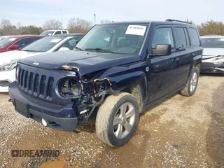 2014 Jeep Patriot Sport with VIN 1C4NJRBB4ED686680, listed as a IAAI auction lot 41585899 with 165,612 mi miles and . Bid and sale history available at DreamBid. Image 2.