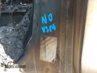 2018 Nissan NV SV z VIN 5BZBF0AA1JN850819, wystawiony jako IAAI lot #41817972 z przebiegiem Nie podano mil oraz . Historia ofert i sprzedaży dostępna na DreamBid. Obrazek 9.