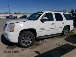 2008 GMC Yukon Denali z VIN 1GKFK63868J162234, wystawiony jako Copart lot #49390914 z przebiegiem 174 513 mil mil oraz Szkody całkowita. Historia ofert i sprzedaży dostępna na DreamBid. Obrazek 1.