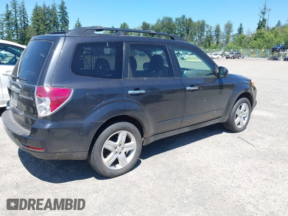 2009 Subaru Forester X with VIN JF2SH636X9G793415, listed as a IAAI auction lot 42614382 with 116,965 mi miles and . Bid and sale history available at DreamBid. Image 4.