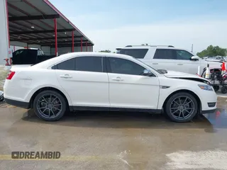 2015 Ford Taurus Limited z VIN 1FAHP2F83FG182936, wystawiony jako IAAI lot #42255917 z przebiegiem 138 966 mil mil oraz . Historia ofert i sprzedaży dostępna na DreamBid. Obrazek 14.