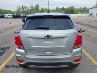 2020 Chevrolet Trax LT with VIN 3GNCJPSB3LL107513, listed as a IAAI auction lot 42276450 with 54,260 mi miles and . Bid and sale history available at DreamBid. Image 16.