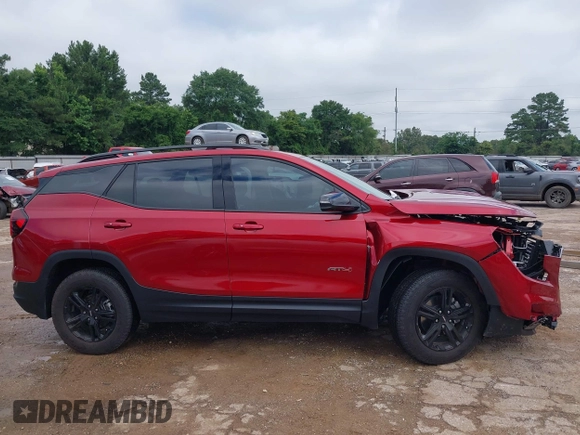 2024 GMC Terrain AT4 с VIN 3GKALYEG5RL382787, выставлен на аукционе IAAI как лот 42373913 с пробегом 4 604 миль миль и . История ставок и продаж доступна на DreamBid. Изображение 13.
