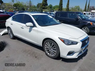 2018 Infiniti Q50 3.0t LUXE with VIN JN1EV7AP9JM354625, listed as a IAAI auction lot 42000082 with 58,765 mi miles. Bid and sale history available at carsss.com. Image 1.
