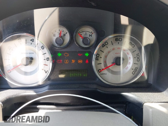 2007 Ford Edge SEL PLUS with VIN 2FMDK49C67BB03573, listed as a IAAI auction lot 42083289 with 217,179 mi miles. Bid and sale history available at carsss.com. Image 7.