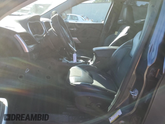 2018 Jeep Cherokee Trailhawk with VIN 1C4PJMBB9JD548008, listed as a Copart auction lot 43076075 with 61,906 mi miles and Salvage title. Bid and sale history available at DreamBid. Image 7.