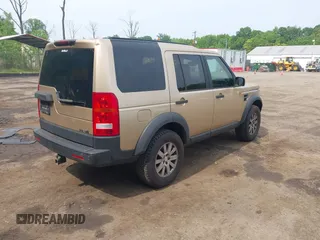 2005 Land Rover LR3 SE z VIN SALAA25445A301437, wystawiony jako IAAI lot #42295091 z przebiegiem 213 744 mil mil oraz . Historia ofert i sprzedaży dostępna na DreamBid. Obrazek 4.