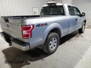 2020 Ford F-150 XL z VIN 1FTFX1E56LKD79580, wystawiony jako Copart lot #56359285 z przebiegiem 122 674 mil mil oraz Czysty tytuł • Clean title. Historia ofert i sprzedaży dostępna na DreamBid. Obrazek 3.
