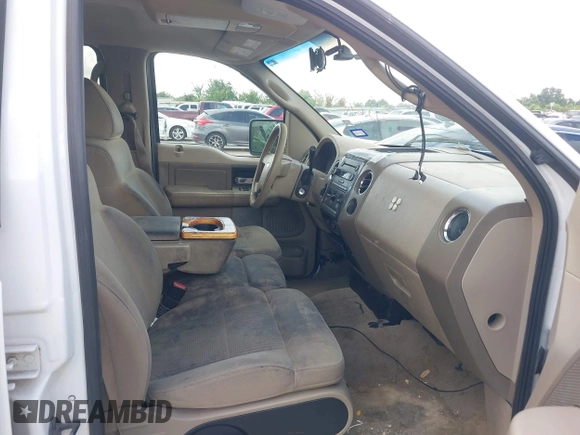 2007 Ford F-150 XLT with VIN 1FTPW14VX7KB38507, listed as a IAAI auction lot 42677523 with 115,984 mi miles and . Bid and sale history available at DreamBid. Image 5.