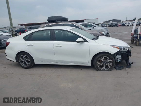 2021 Kia Forte LXS z VIN 3KPF24AD1ME361778, wystawiony jako IAAI lot #42275086 z przebiegiem 13 472 mil mil oraz . Historia ofert i sprzedaży dostępna na DreamBid. Obrazek 14.