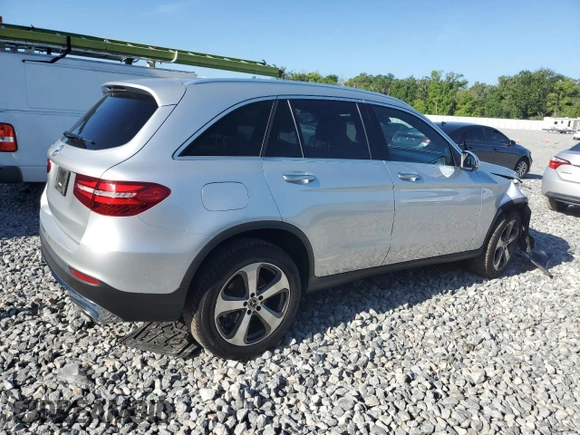 2018 Mercedes-Benz GLC 300 z VIN WDC0G4JB4JV037585, wystawiony jako Copart lot #51843275 z przebiegiem 132 332 mil mil oraz Szkoda całkowita • Salvage title. Historia ofert i sprzedaży dostępna na DreamBid. Obrazek 3.