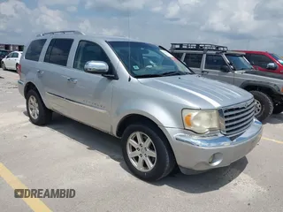 2007 Chrysler Aspen Limited z VIN 1A8HW58P77F566799, wystawiony jako IAAI lot #42410034 z przebiegiem 188 632 mil mil oraz . Historia ofert i sprzedaży dostępna na DreamBid. Obrazek 1.