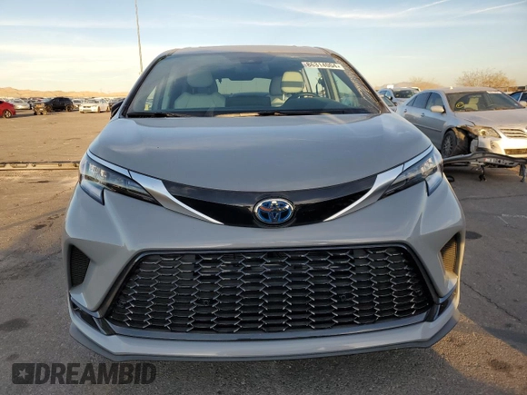 2024 Toyota Sienna XSE with VIN 5TDDRKEC6RS182951, listed as a Copart auction lot 86314004 with 7,292 mi miles and Salvage Title. Bid and sale history available at carsss.com. Image 5.