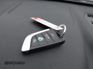 2017 BMW X1 xDrive28i with VIN WBXHT3C38H5F84508, listed as a IAAI auction lot 40035344 with 43,321 mi miles and . Bid and sale history available at DreamBid. Image 11.
