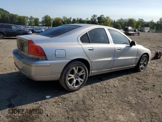 2009 Volvo S60 2.5T with VIN YV1RH592392728909, listed as a Copart auction lot 68853614 with 261,987 mi miles and Salvage Title. Bid and sale history available at carsss.com. Image 3.