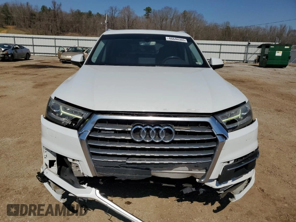 2017 Audi Q7 Premium Plus with VIN WA1LAAF79HD000484, listed as a Copart auction lot 46646565 with 108,265 mi miles and Salvage Title. Bid and sale history available at carsss.com. Image 5.