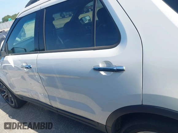 2014 Ford Explorer Sport with VIN 1FM5K8GT2EGC04825, listed as a IAAI auction lot 42676111 with 183,023 mi miles and . Bid and sale history available at DreamBid. Image 14.