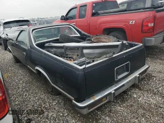 1979 Chevrolet El Camino z VIN 1W80H9R477424, wystawiony jako Copart lot #49366355 z przebiegiem Nie podano mil oraz Nie do naprawy • Non repairable. Historia ofert i sprzedaży dostępna na DreamBid. Obrazek 2.