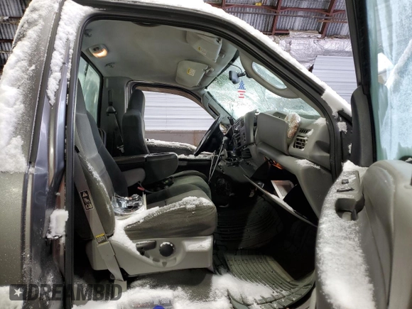 2003 Ford F-350 XL with VIN 1FTSF31LX3EB18971, listed as a Copart auction lot 42481305 with 151,750 mi miles and Salvage Title. Bid and sale history available at DreamBid. Image 10.