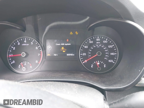 2018 Kia Optima SX with VIN 5XXGV4L21JG182103, listed as a IAAI auction lot 40522762 with 60,542 mi miles and . Bid and sale history available at DreamBid. Image 7.