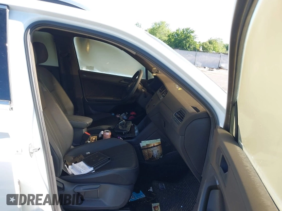 2024 Volkswagen Tiguan SE с VIN 3VV2B7AX4RM028662, выставлен на аукционе IAAI как лот 42279039 с пробегом Не указан миль и . История ставок и продаж доступна на DreamBid. Изображение 5.