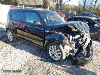 2018 Kia Soul + with VIN KNDJP3A53J7540544, listed as a IAAI auction lot 41184460 with 99,000 mi miles. Bid and sale history available at carsss.com. Image 1.