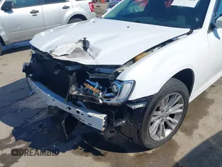 2017 Chrysler 300 Limited with VIN 2C3CCAAG1HH512125, listed as a IAAI auction lot 41677409 with 203,352 mi miles. Bid and sale history available at carsss.com. Image 6.