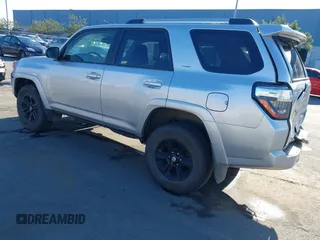 2023 Toyota 4Runner SR5 с VIN JTEMU5JR8P6155561, выставлен на аукционе IAAI как лот 41465467 с пробегом 48 228 миль миль и . История ставок и продаж доступна на DreamBid. Изображение 3.