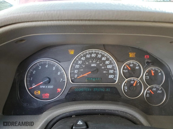 2004 GMC Envoy XL SLE with VIN 1GKES16P846137107, listed as a Copart auction lot 84152314 with 271,792 mi miles and Salvage Title. Bid and sale history available at carsss.com. Image 9.