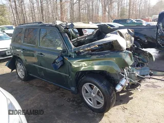 2008 Jeep Patriot Sport with VIN 1J8FT28W38D628735, listed as a IAAI auction lot 41643845 with 79,000 mi miles and . Bid and sale history available at DreamBid. Image 1.