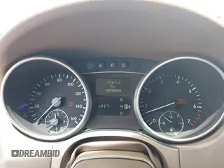 2011 Mercedes-Benz M 350 z VIN 4JGBB8GB6BA750861, wystawiony jako IAAI lot #42413339 z przebiegiem 185 866 mil mil oraz . Historia ofert i sprzedaży dostępna na DreamBid. Obrazek 7.