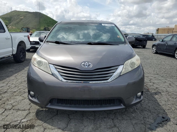 2013 Toyota Sienna XLE AAS with VIN 5TDYK3DC5DS336135, listed as a Copart auction lot 51143765 with 98,235 mi miles and Salvage Title. Bid and sale history available at carsss.com. Image 5.