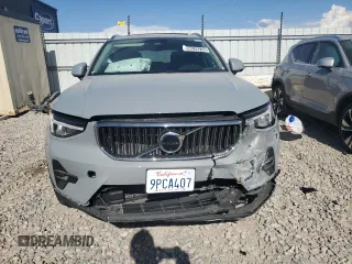 2025 Volvo XC40 Plus Bright Theme with VIN YV4L12UE3S2504316, listed as a Copart auction lot 58528235 with 9,200 mi miles and Clean title. Bid and sale history available at DreamBid. Image 5.