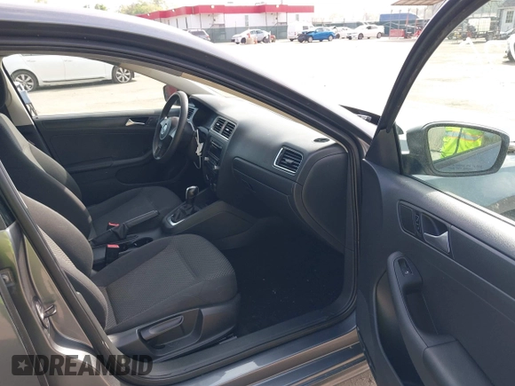 2013 Volkswagen Jetta S with VIN 3VW2K7AJXDM222855, listed as a IAAI auction lot 42155225 with 45,724 mi miles and . Bid and sale history available at DreamBid. Image 5.
