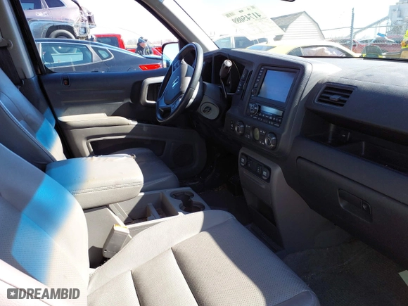 2011 Honda Ridgeline RTL with VIN 5FPYK1F53BB008207, listed as a IAAI auction lot 41745089 with 160,170 mi miles. Bid and sale history available at carsss.com. Image 5.