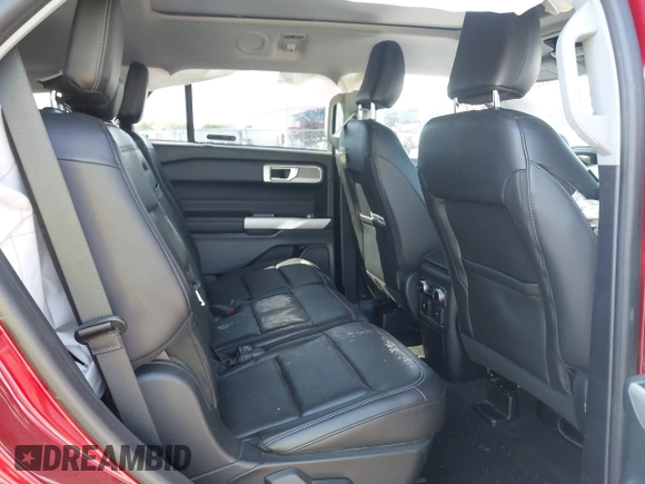 2022 Ford Explorer XLT z VIN 1FMSK8DH2NGC09901, wystawiony jako IAAI lot #42288417 z przebiegiem 40 752 mil mil oraz . Historia ofert i sprzedaży dostępna na DreamBid. Obrazek 8.