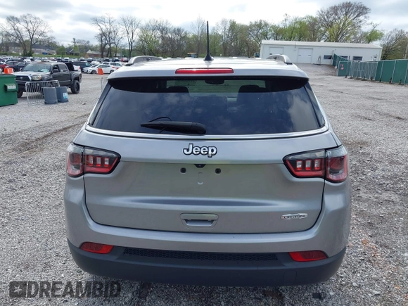 2022 Jeep Compass Latitude with VIN 3C4NJCBB2NT139477, listed as a IAAI auction lot 41965959 with 25,098 mi miles and . Bid and sale history available at carsss.com. Image 16.