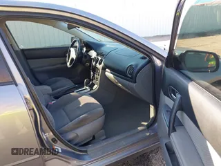 2007 Mazda Mazda6 i Sport VE with VIN 1YVHP80C475M48207, listed as a IAAI auction lot 41028164 with 173,307 mi miles. Bid and sale history available at carsss.com. Image 5.