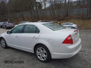 2011 Ford Fusion SE with VIN 3FAHP0HA4BR200111, listed as a IAAI auction lot 41843044 with 163,784 mi miles. Bid and sale history available at carsss.com. Image 3.