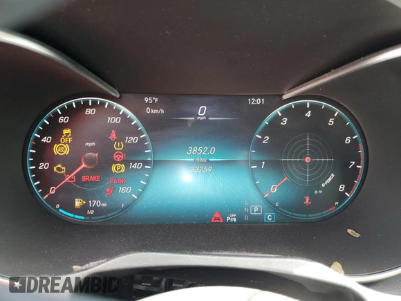 2020 Mercedes-Benz C 300 with VIN 55SWF8DB2LU324185, listed as a Copart auction lot 62493305 with 33,259 mi miles and Clean title. Bid and sale history available at DreamBid. Image 9.