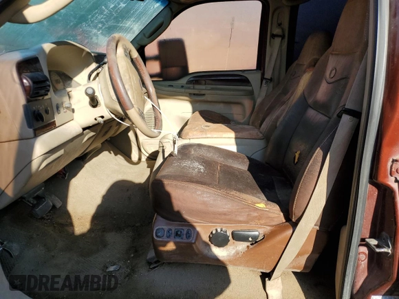 2007 Ford F-250 XL z VIN 1FTSW21PX7EA69659, wystawiony jako Copart lot #44042435 z przebiegiem 219 952 mil mil oraz Szkoda całkowita • Salvage title. Historia ofert i sprzedaży dostępna na DreamBid. Obrazek 7.