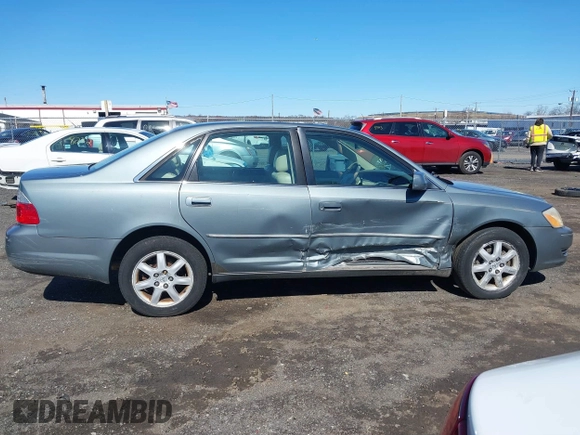 2004 Toyota Avalon XL z VIN 4T1BF28B84U389084, wystawiony jako IAAI lot #41839240 z przebiegiem 140 435 mil mil oraz . Historia ofert i sprzedaży dostępna na DreamBid. Obrazek 13.