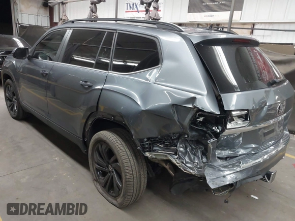 2023 Volkswagen Atlas SE с VIN 1V2JR2CA2PC506401, выставлен на аукционе IAAI как лот 41805834 с пробегом 29 124 миль миль и . История ставок и продаж доступна на DreamBid. Изображение 3.
