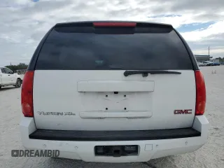 2014 GMC Yukon XL SLT with VIN 1GKS1KE04ER164286, listed as a Copart auction lot 88356835 with 126,415 mi miles and Salvage Title. Bid and sale history available at carsss.com. Image 6.
