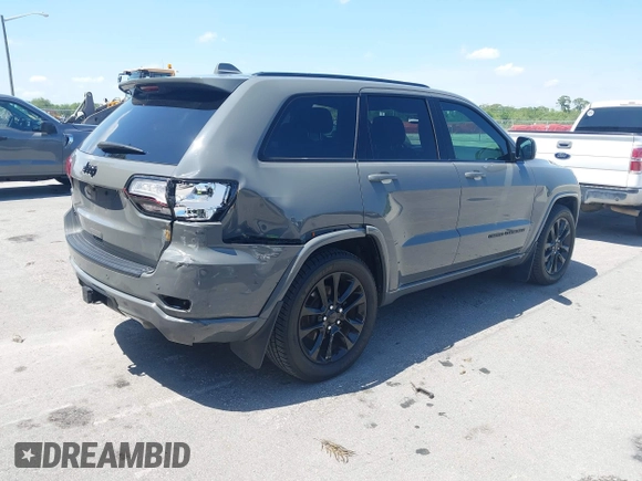 2020 Jeep Grand Cherokee Altitude with VIN 1C4RJFAG3LC141313, listed as a IAAI auction lot 41925706 with 61,000 mi miles. Bid and sale history available at carsss.com. Image 4.