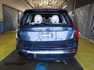 2023 Volvo XC90 Plus with VIN YV4062PN7P1993333, listed as a Copart auction lot 49227985 with 40,711 mi miles and Salvage Title. Bid and sale history available at carsss.com. Image 6.
