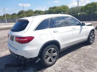 2019 Mercedes-Benz GLC 300 z VIN WDC0G4JB3K1000651, wystawiony jako IAAI lot #41936383 z przebiegiem 117 752 mil mil oraz . Historia ofert i sprzedaży dostępna na DreamBid. Obrazek 4.